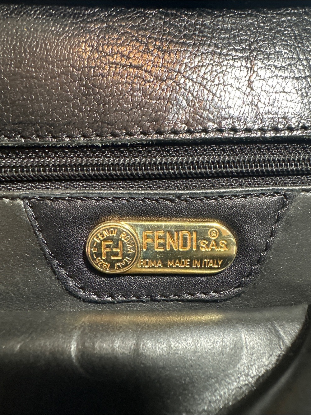 Vintage Fendi Shoulder Crossbody Bag - Black - Woven Leather - Snap Closure !! - Picture 12 of 14